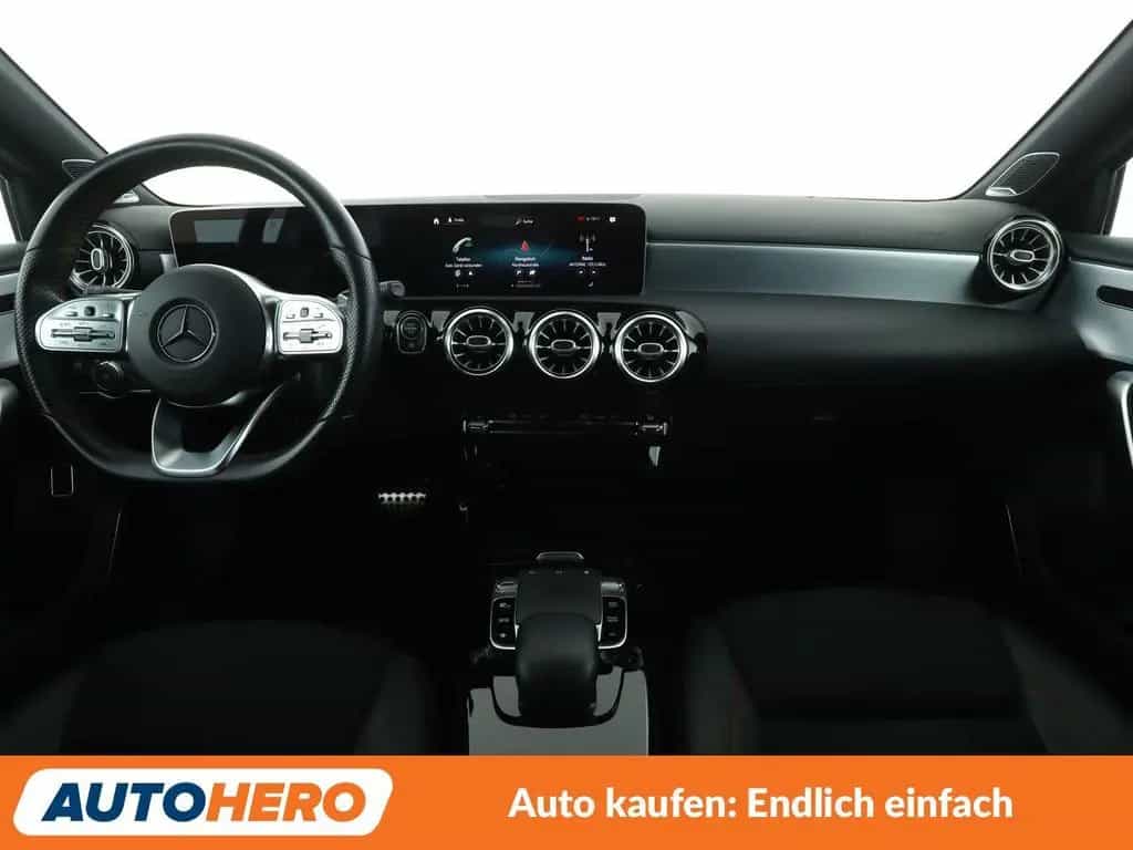 Mercedes-Benz Limousine A 220 4Matic AMG Line Aut.*NAVI*LED* 10/2019-photo-11