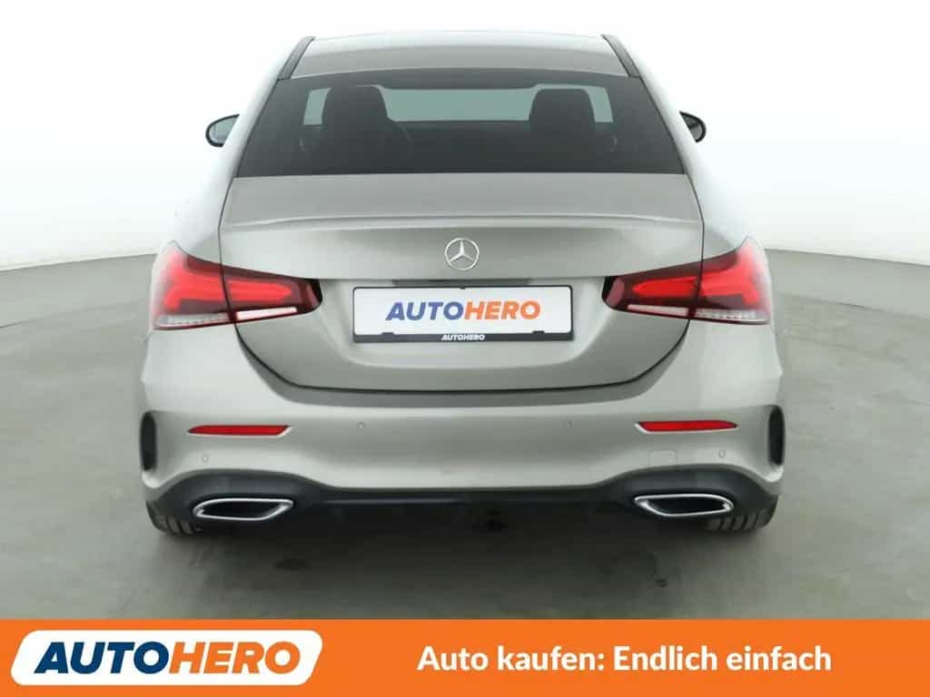Mercedes-Benz Limousine A 220 4Matic AMG Line Aut.*NAVI*LED* 10/2019-photo-4