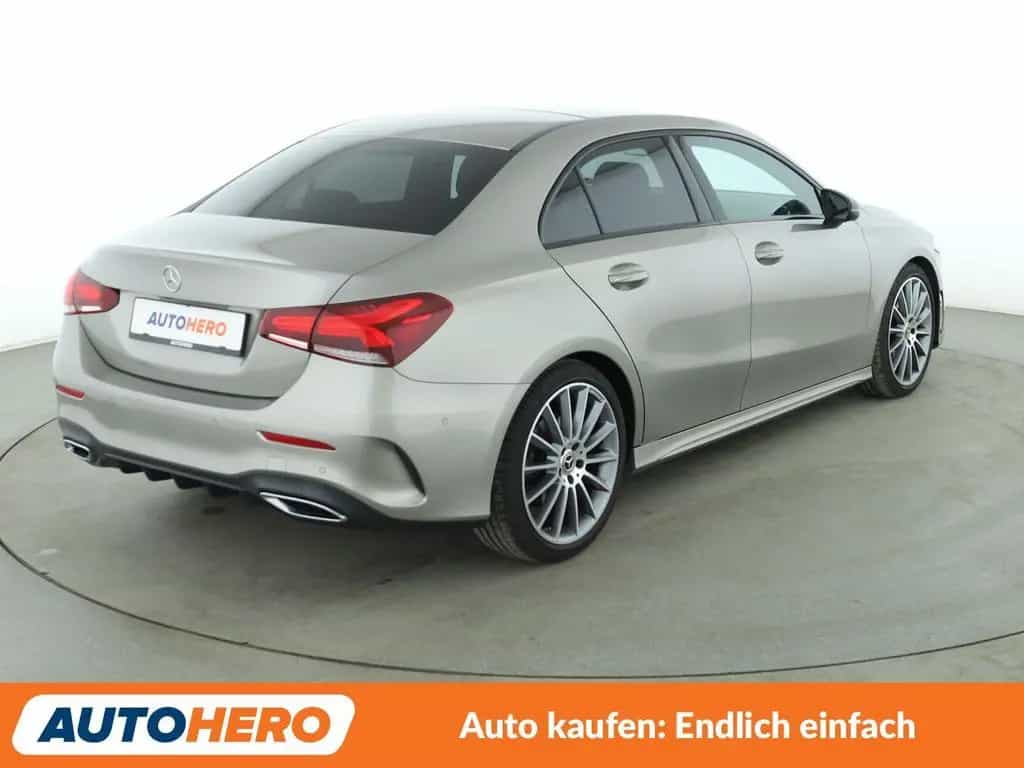 Mercedes-Benz Limousine A 220 4Matic AMG Line Aut.*NAVI*LED* 10/2019-photo-5