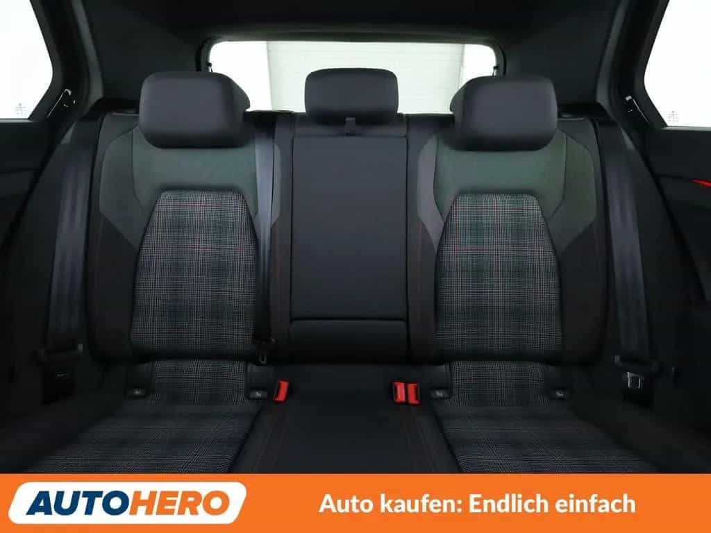 Volkswagen Golf VIII 2.0 TSI GTI Aut.*NAVI*PDC*ACC* 01/2021-photo-15
