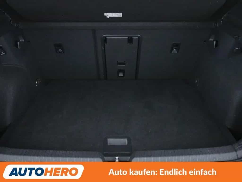 Volkswagen Golf VIII 2.0 TSI GTI Aut.*NAVI*PDC*ACC* 01/2021-photo-17
