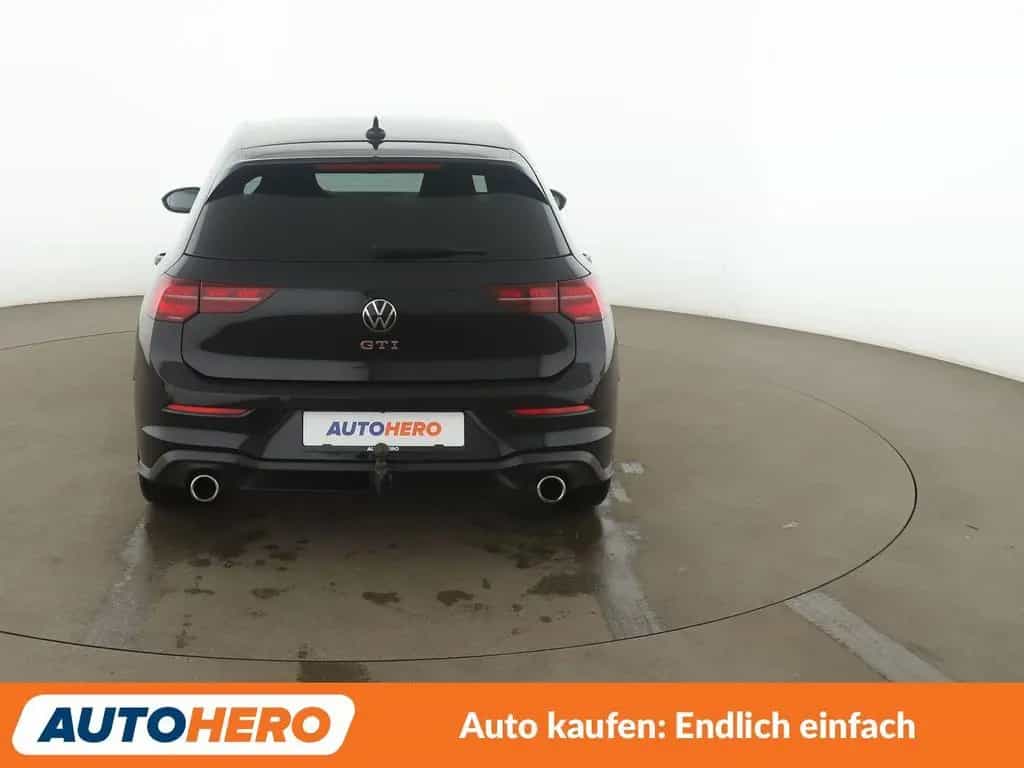 Volkswagen Golf VIII 2.0 TSI GTI Aut.*NAVI*PDC*ACC* 01/2021-photo-4