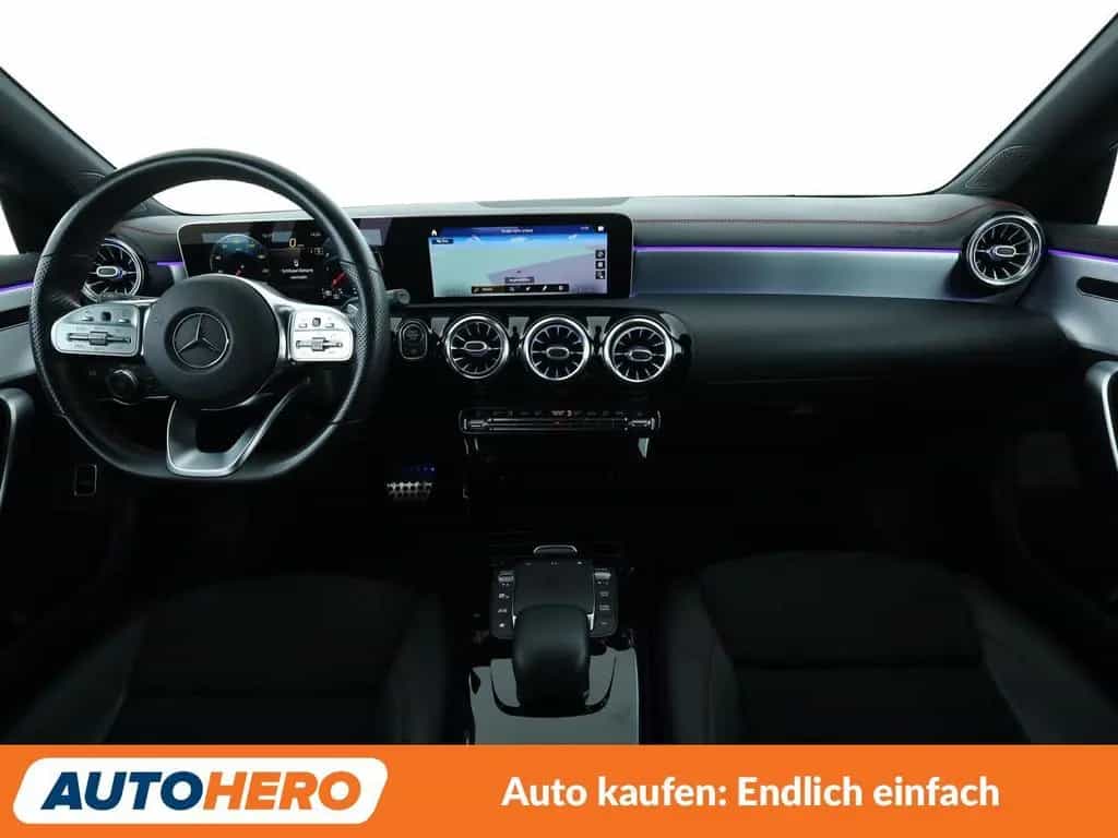 Mercedes-Benz CLA-Class 200 AMG Line Aut.*LED*NAVI*TEMPO*CAM*PDC*SHZ 03/2020-photo-11