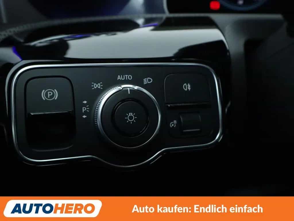 Mercedes-Benz CLA-Class 200 AMG Line Aut.*LED*NAVI*TEMPO*CAM*PDC*SHZ 03/2020-photo-34