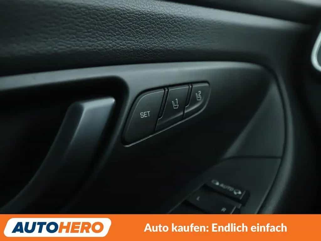 Hyundai i30 2.0 TGDI N Performance*NAVI*LED*TEMPO*CAM* 09/2019-photo-27