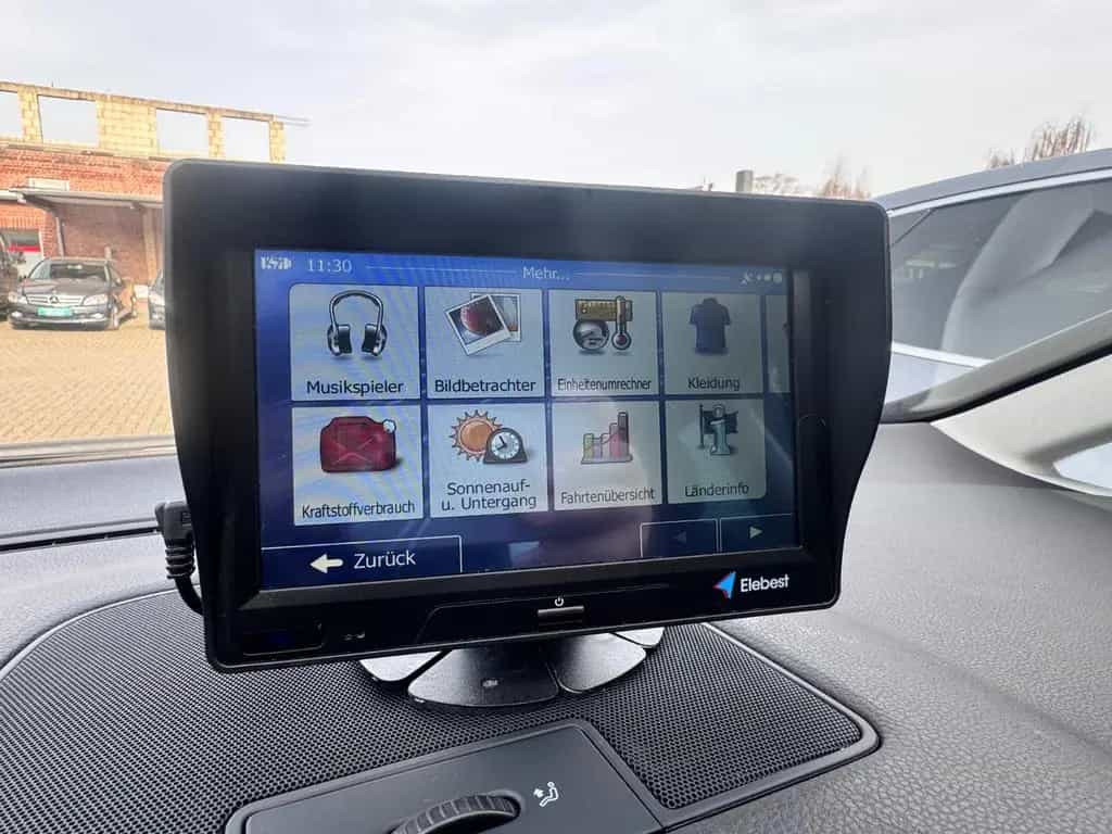 Volkswagen Golf Plus VI Style-Navi-2 PDC-Klima-SHZ-Multi 11/2011-photo-20