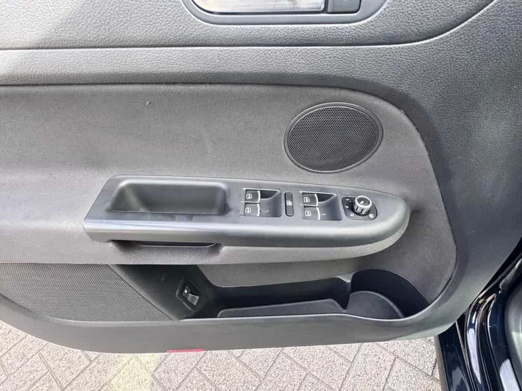 Volkswagen Golf Plus VI Style-Navi-2 PDC-Klima-SHZ-Multi 11/2011-photo-21