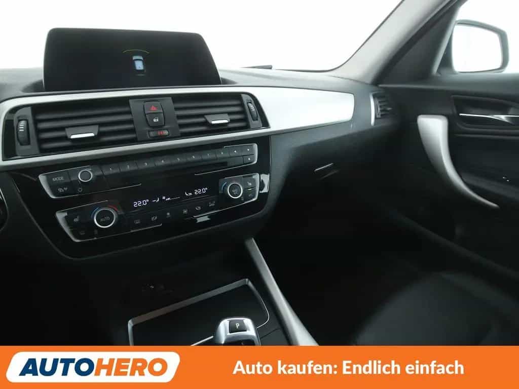 BMW 1 Series 118d Advantage Aut.*NAVI*LED*TEMPO*PDC*SHZ* 03/2019-photo-24