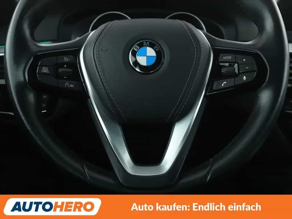BMW 520 d Aut.*NAV*LED*TEMP*CAM*PDC*SHZ*KLIMA*ALU* 02/2018-photo-18
