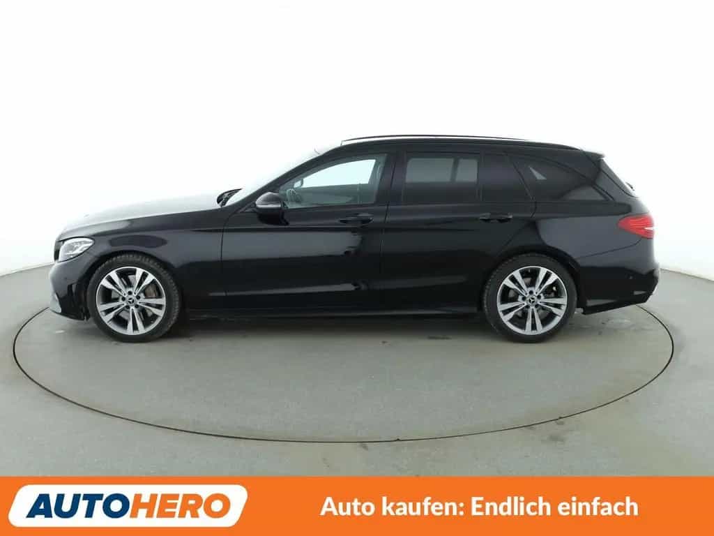 Mercedes-Benz C-Class C 300 Mild-Hybrid T AMG Line Aut.*NAVI* 03/2020-photo-2