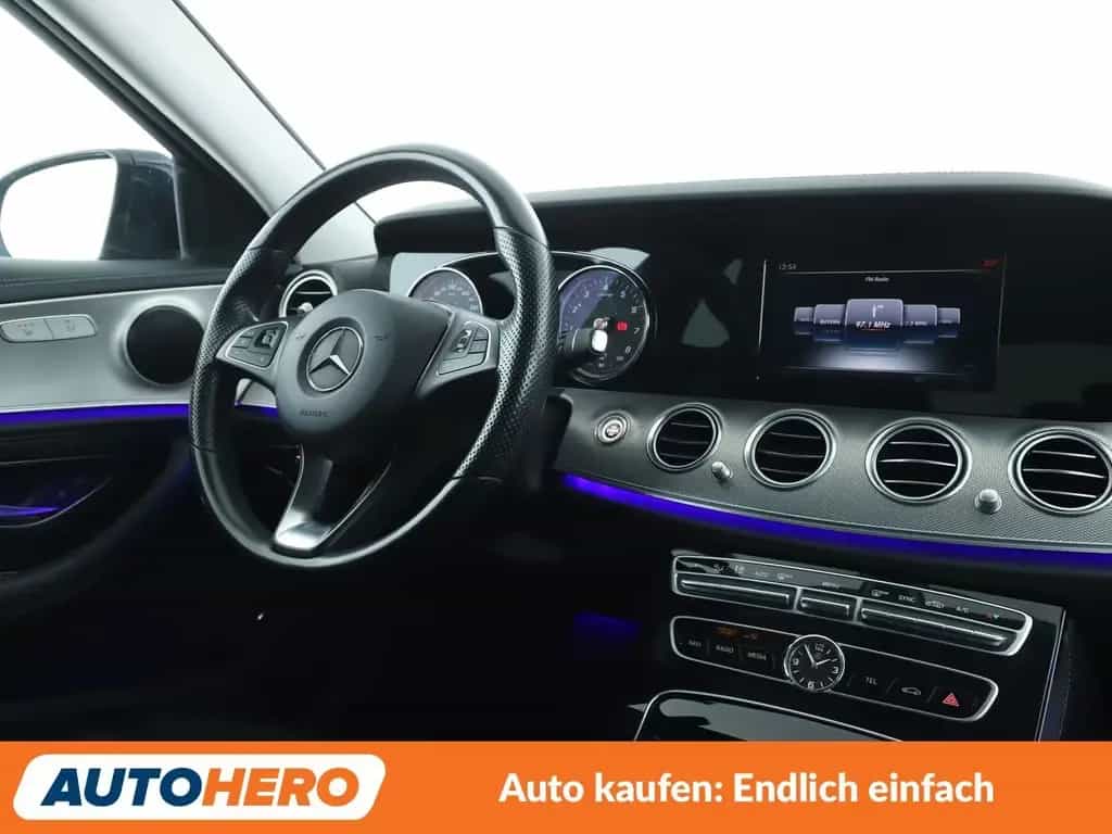 Mercedes-Benz E-Class 200 Exclusive Aut.*LED*TEMPO*CAM*PDC*SHZ*KLIMA 11/2017-photo-12