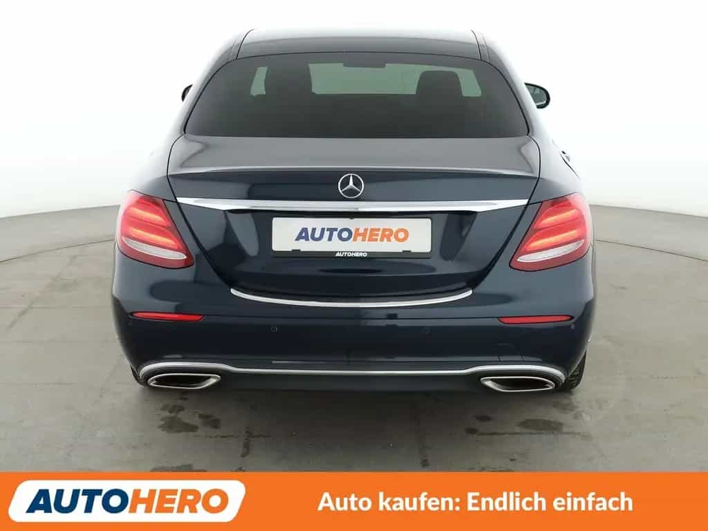 Mercedes-Benz E-Class 200 Exclusive Aut.*LED*TEMPO*CAM*PDC*SHZ*KLIMA 11/2017-photo-4
