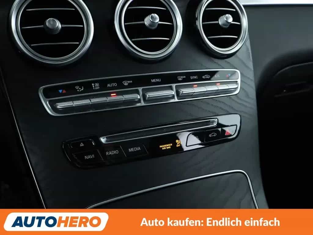 Mercedes-Benz GLC 250 4Matic AMG Line Aut.*LED*NAVI*ACC*CAM* 01/2018-photo-22