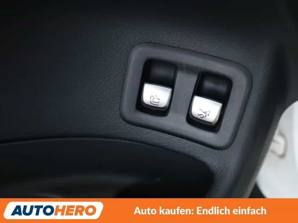 Mercedes-Benz GLC 250 4Matic AMG Line Aut.*LED*NAVI*ACC*CAM* 01/2018-photo-29