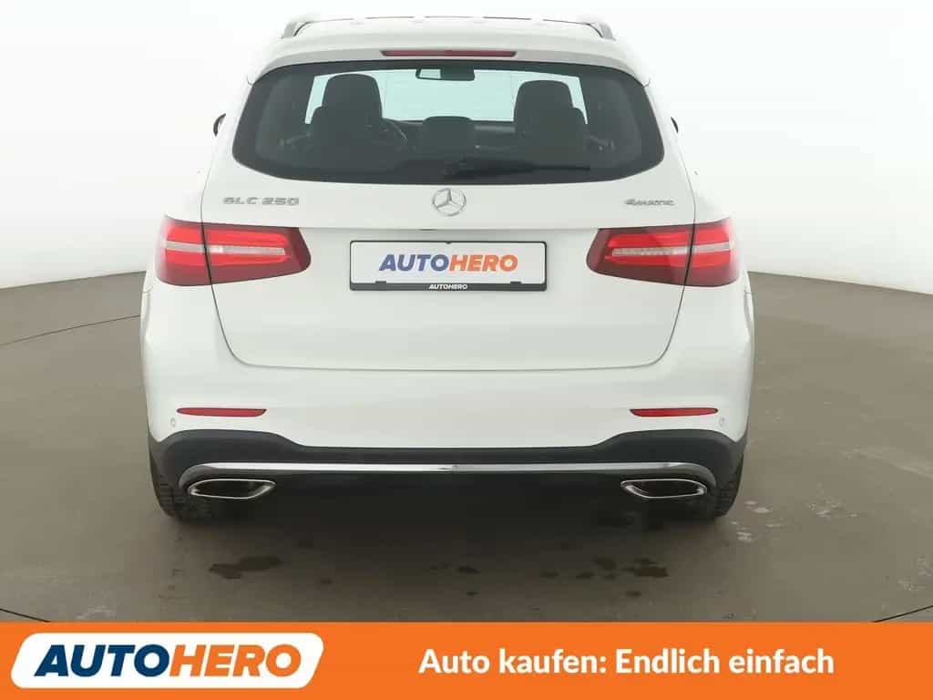 Mercedes-Benz GLC 250 4Matic AMG Line Aut.*LED*NAVI*ACC*CAM* 01/2018-photo-4