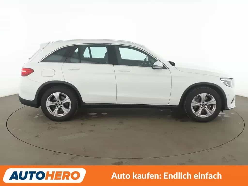 Mercedes-Benz GLC 250 4Matic AMG Line Aut.*LED*NAVI*ACC*CAM* 01/2018-photo-6