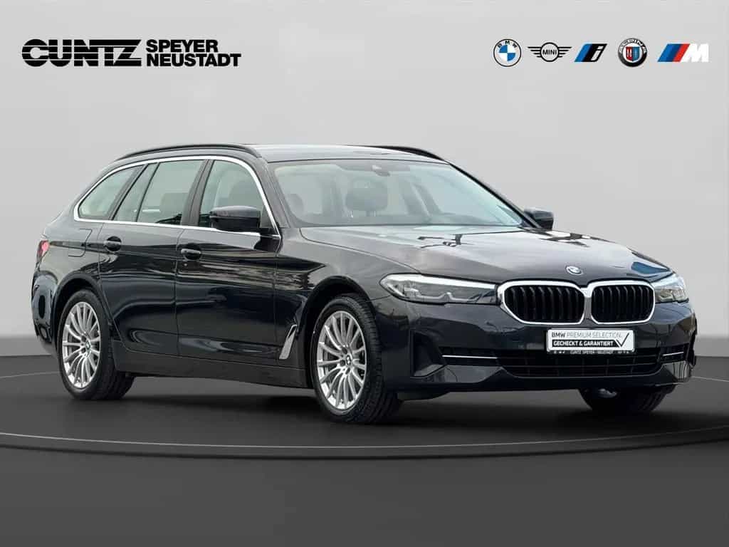 BMW 5 Series 520d Touring Head-Up Driving+ParkingAssistant Li 10/2022-photo-1