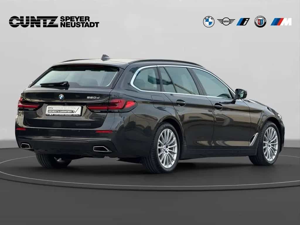 BMW 5 Series 520d Touring Head-Up Driving+ParkingAssistant Li 10/2022-photo-3