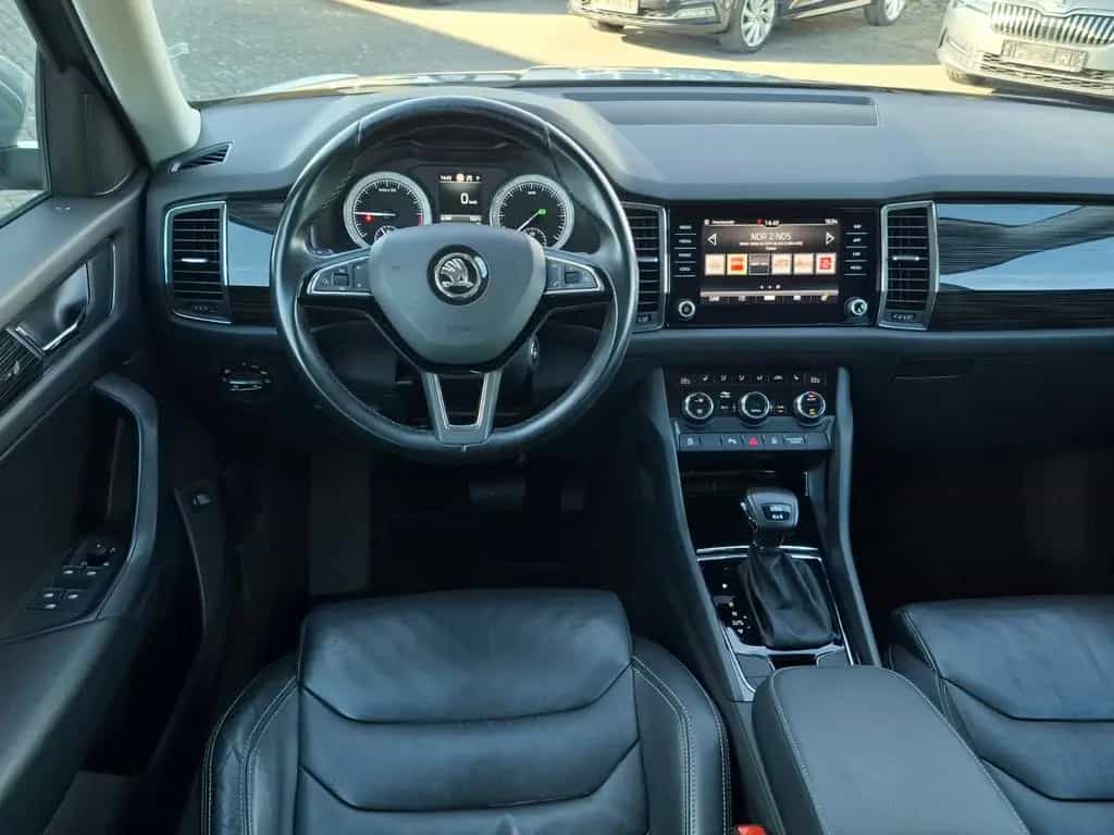Skoda Kodiaq Style 2.0 TDI DSG 4x4 **AHK**Pano**Navi** 01/2018-photo-11
