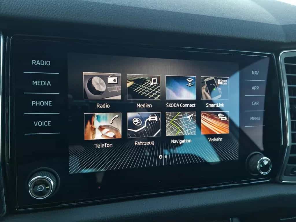 Skoda Kodiaq Style 2.0 TDI DSG 4x4 **AHK**Pano**Navi** 01/2018-photo-13