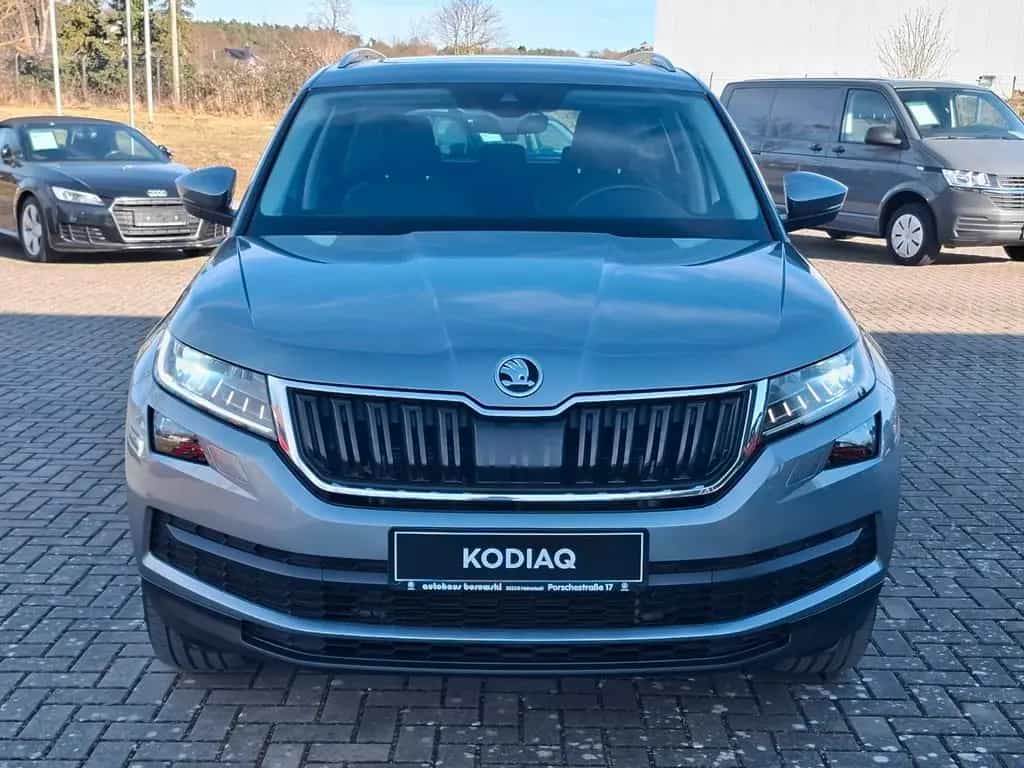 Skoda Kodiaq Style 2.0 TDI DSG 4x4 **AHK**Pano**Navi** 01/2018-photo-5