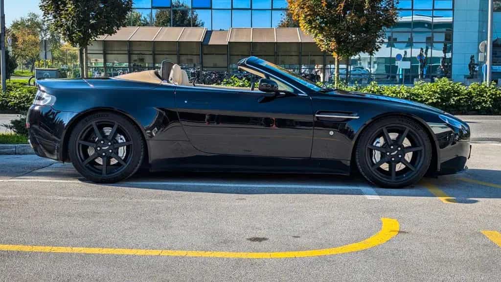 Aston Martin V8 Vantage Roadster 4.7l Sportshift 07/2009-photo-3