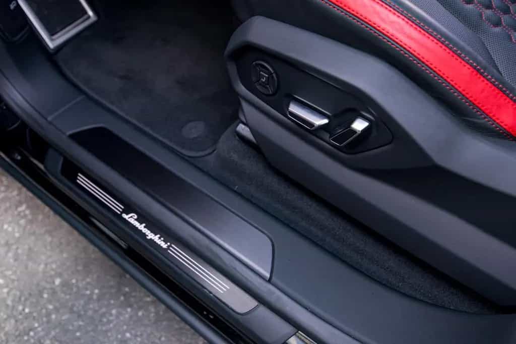 Lamborghini Urus 4.0 V8 Sport 08/2024-photo-25