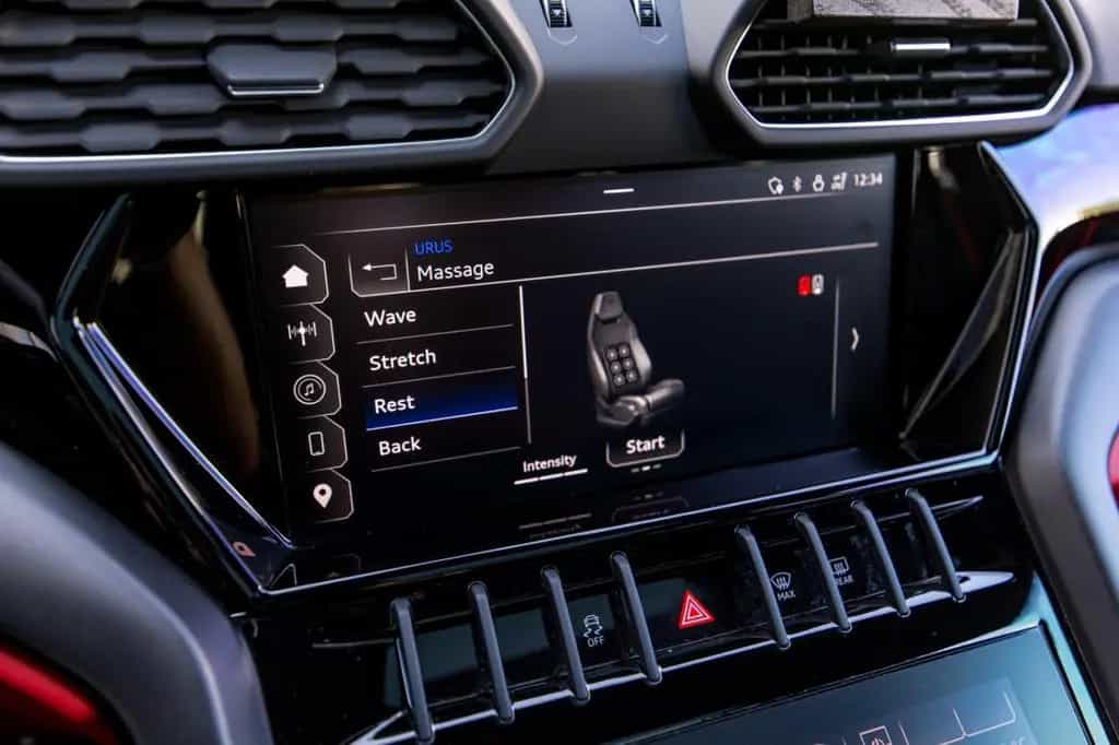 Lamborghini Urus 4.0 V8 Sport 08/2024-photo-35