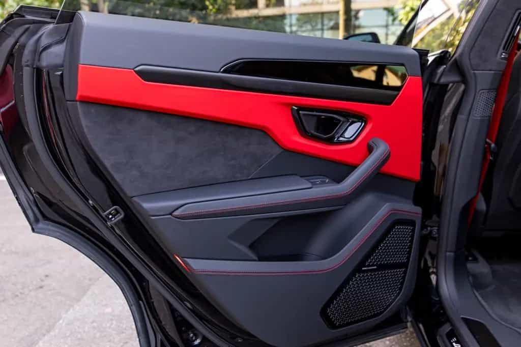 Lamborghini Urus 4.0 V8 Sport 08/2024-photo-41