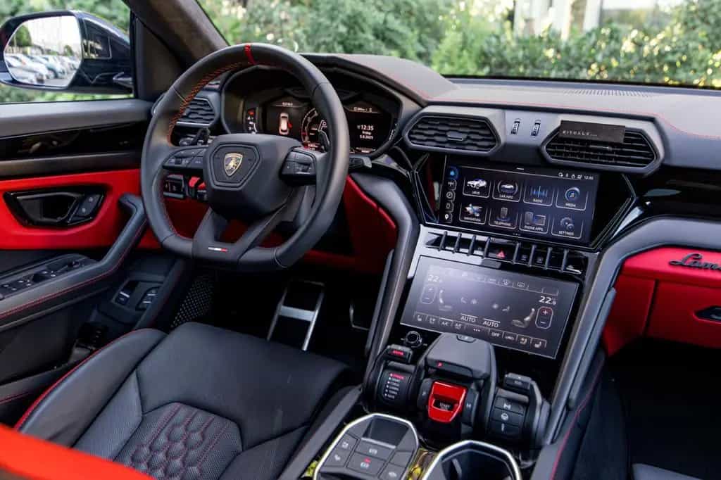 Lamborghini Urus 4.0 V8 Sport 08/2024-photo-44
