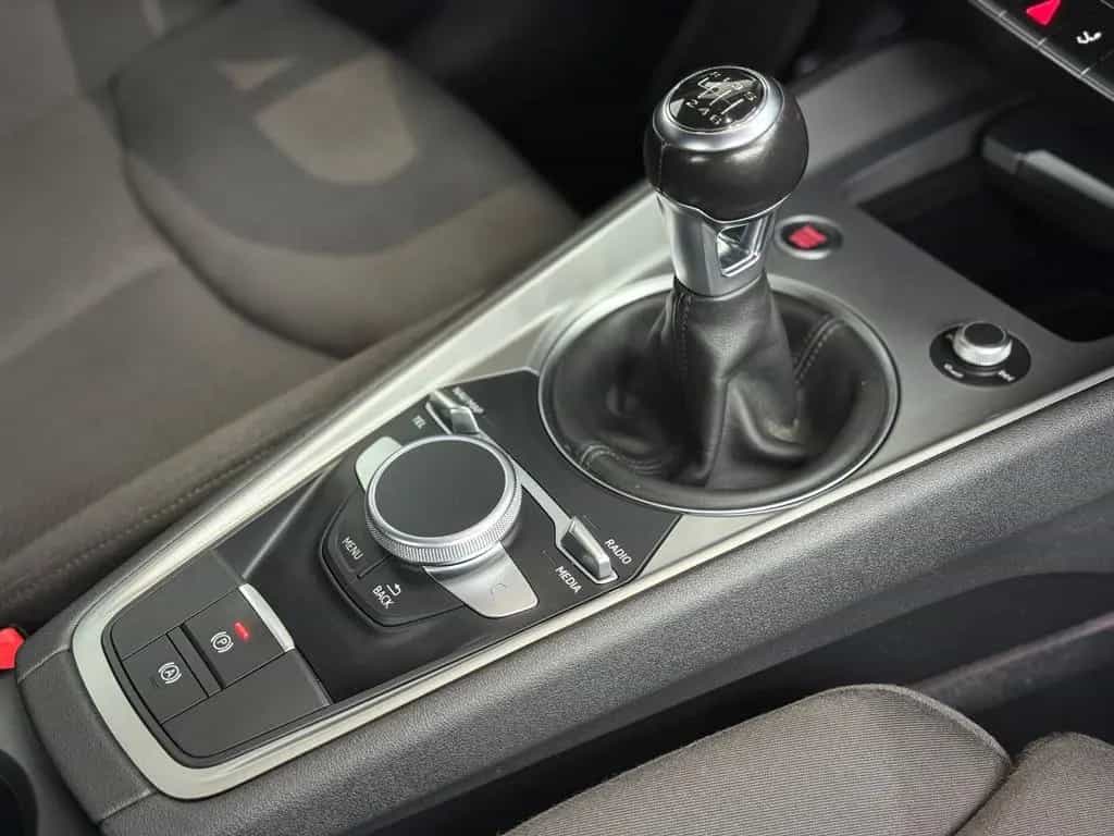 Audi TT Coupe 2.HAND*VIRTAUL TACHO*8-FACH*KEYLESS*SZH 11/2017-photo-31