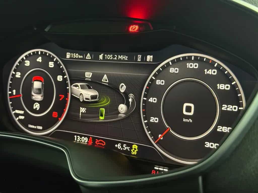 Audi TT Coupe 2.HAND*VIRTAUL TACHO*8-FACH*KEYLESS*SZH 11/2017-photo-33