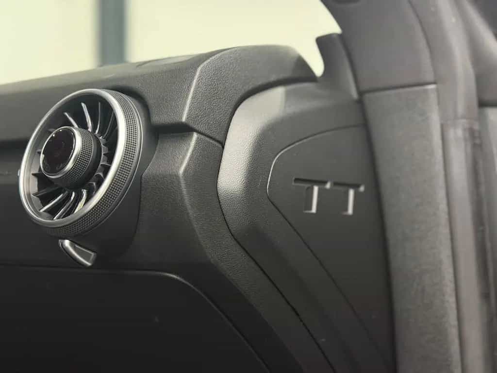 Audi TT Coupe 2.HAND*VIRTAUL TACHO*8-FACH*KEYLESS*SZH 11/2017-photo-40