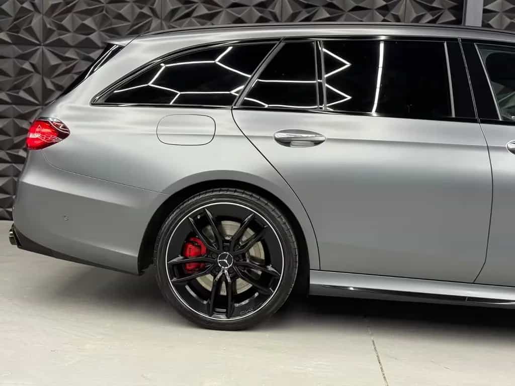 Mercedes-Benz E-Class 53 AMG 4Matic+ 1.HD*PANO*HUD*MWST*MB GARANTIE 03/2022-photo-14
