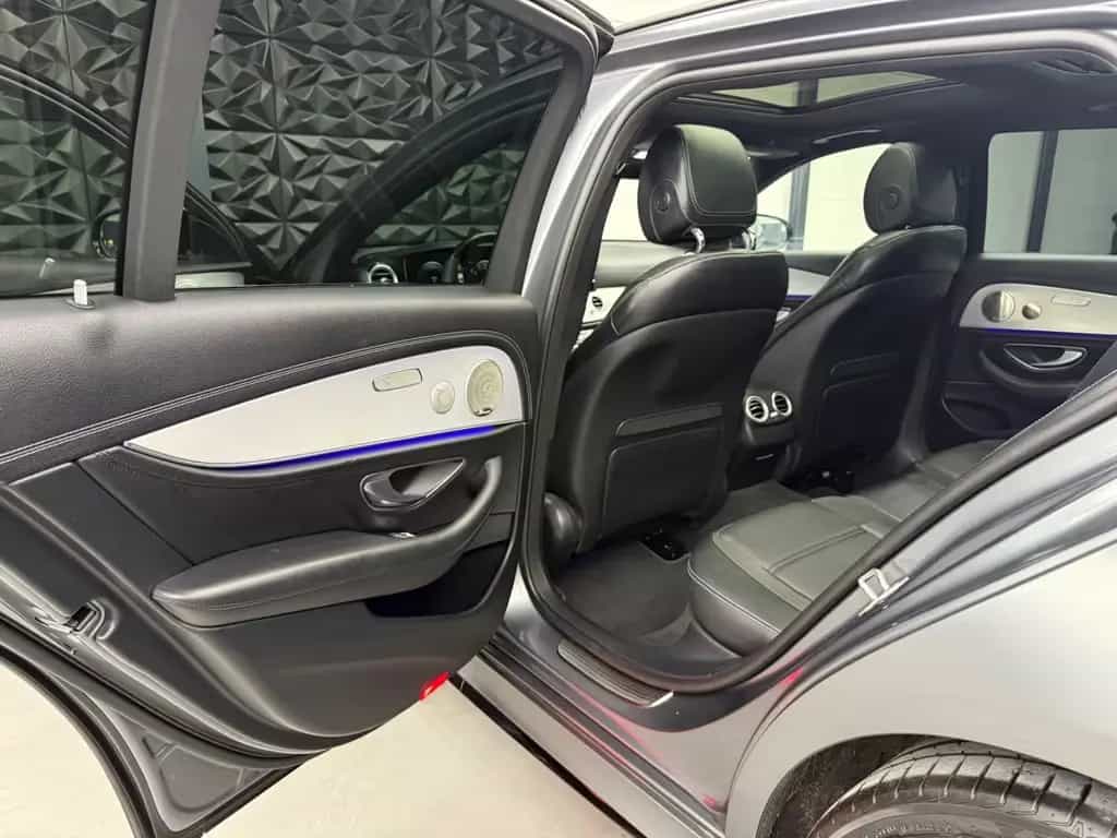 Mercedes-Benz E-Class 53 AMG 4Matic+ 1.HD*PANO*HUD*MWST*MB GARANTIE 03/2022-photo-31