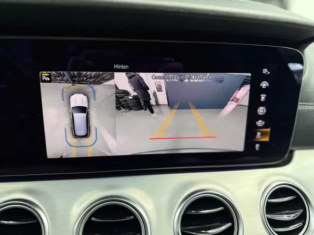 Mercedes-Benz E-Class 53 AMG 4Matic+ 1.HD*PANO*HUD*MWST*MB GARANTIE 03/2022-photo-37