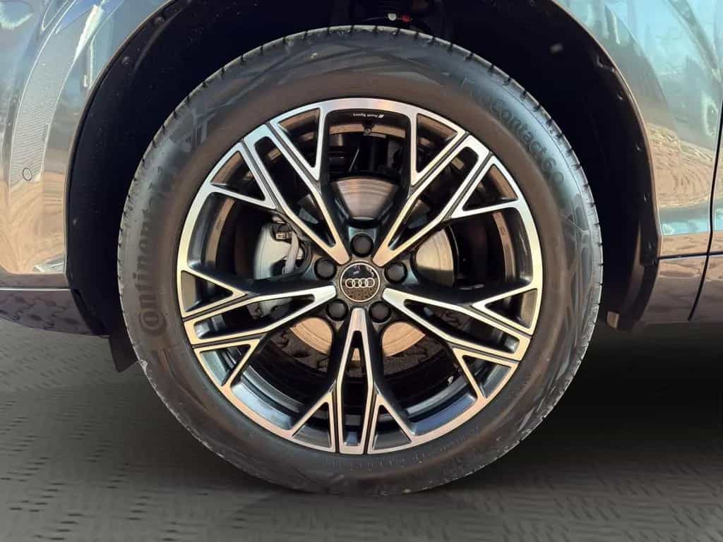 Audi Q3 SUV TFSI S line LED Plus Navi Pano AHK Rü 19" 03/2026-photo-17