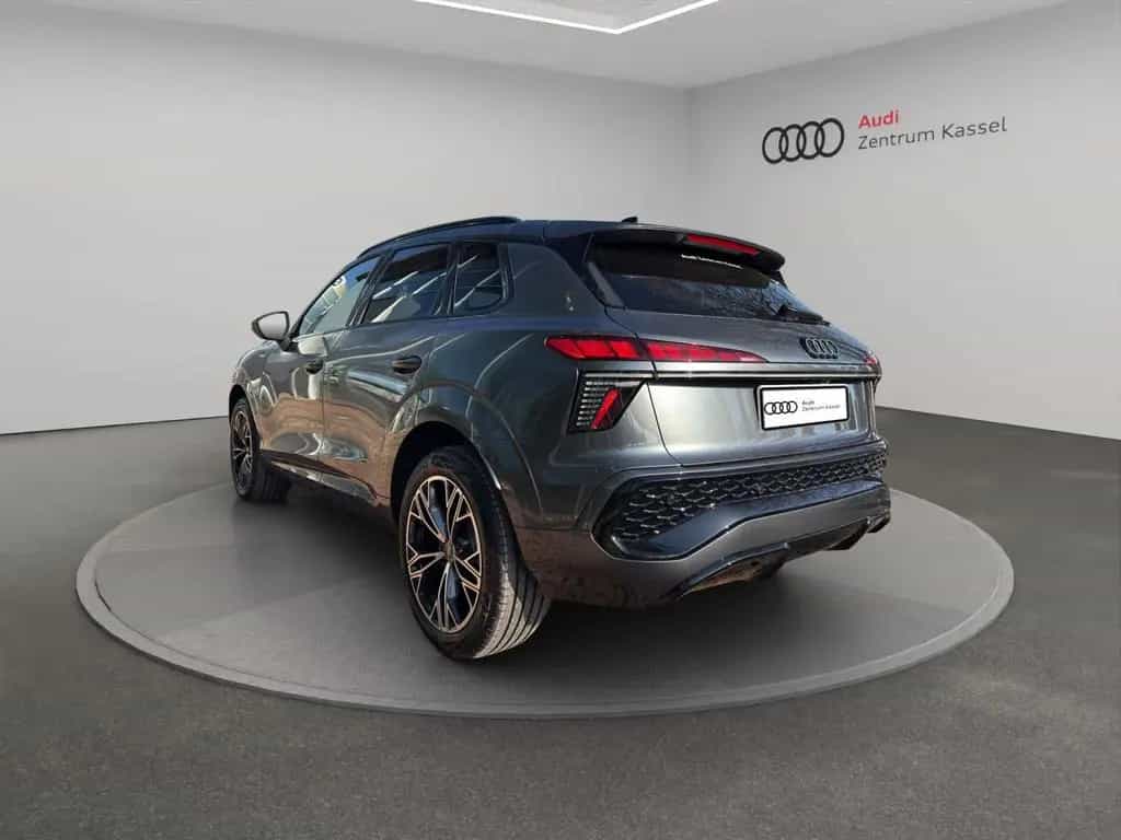 Audi Q3 SUV TFSI S line LED Plus Navi Pano AHK Rü 19" 03/2026-photo-2
