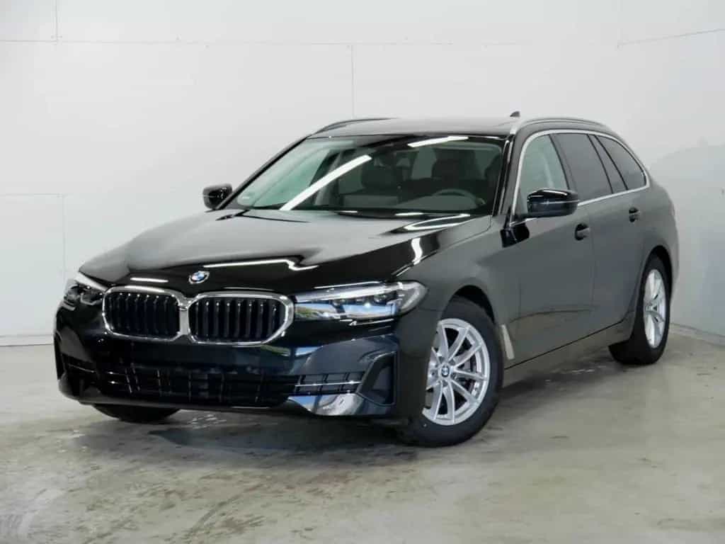 BMW 5 Series 520d Touring Sport AHK NaviProf Kamera Driving 05/2023-photo-0