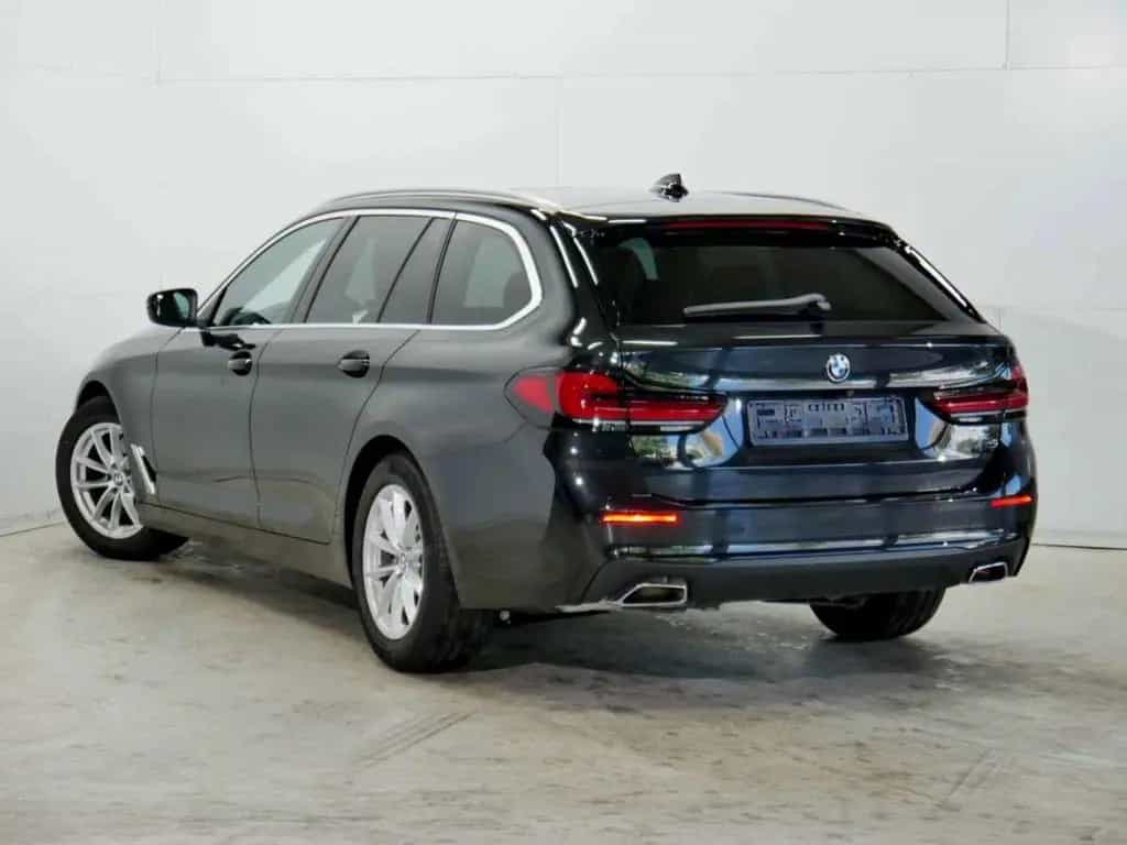 BMW 5 Series 520d Touring Sport AHK NaviProf Kamera Driving 05/2023-photo-2