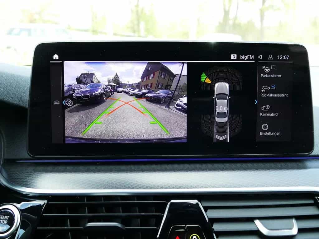 BMW 5 Series 520d Touring Sport AHK NaviProf Kamera Driving 05/2023-photo-8