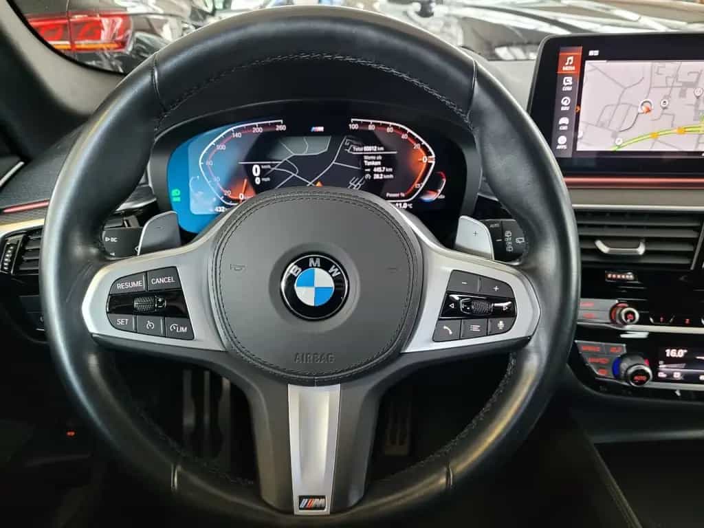 BMW 530 530d xDrive M Sport*AHK*HUD*PANO*DDC*H&K 11/2020-photo-16