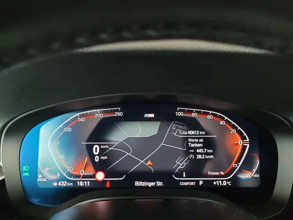 BMW 530 530d xDrive M Sport*AHK*HUD*PANO*DDC*H&K 11/2020-photo-17