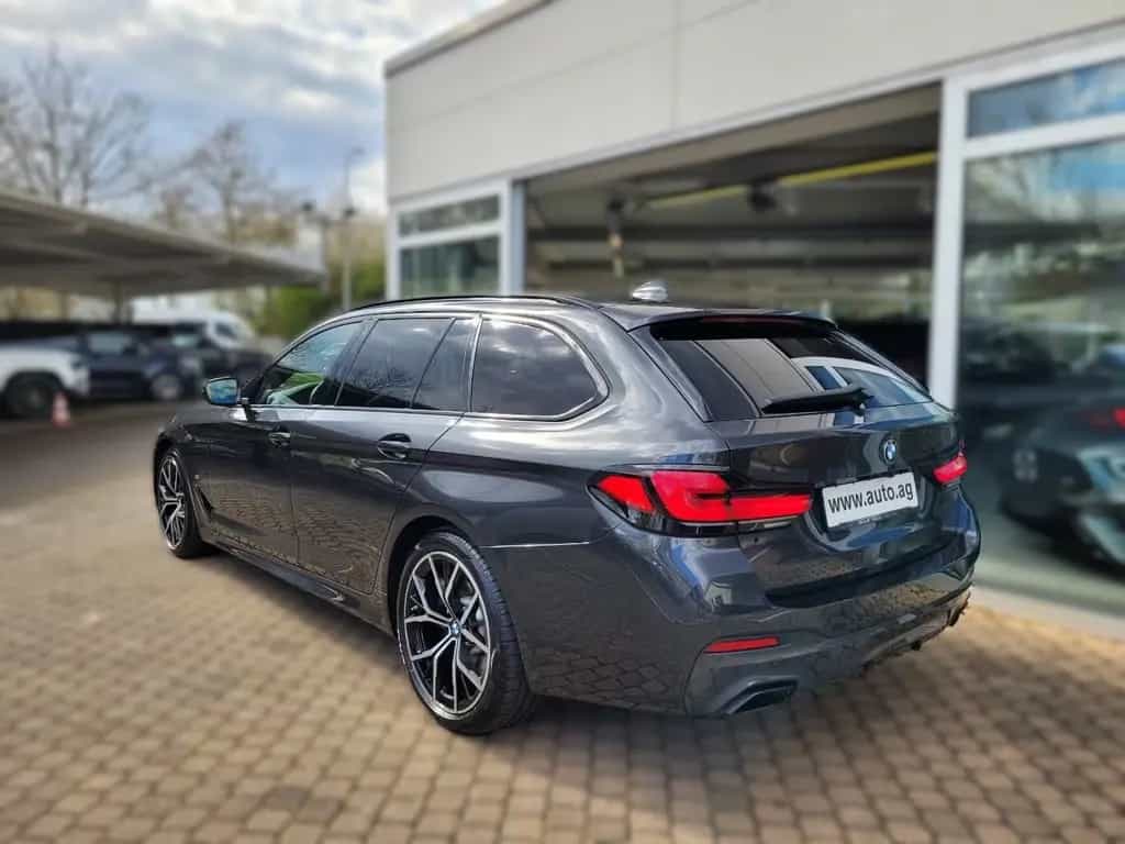 BMW 530 530d xDrive M Sport*AHK*HUD*PANO*DDC*H&K 11/2020-photo-2