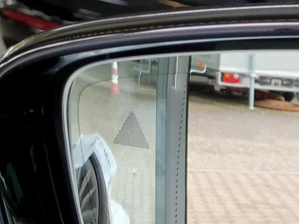 BMW 530 530d xDrive M Sport*AHK*HUD*PANO*DDC*H&K 11/2020-photo-24