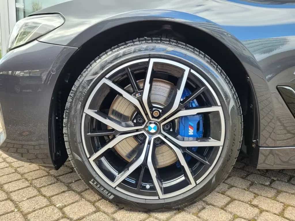 BMW 530 530d xDrive M Sport*AHK*HUD*PANO*DDC*H&K 11/2020-photo-5
