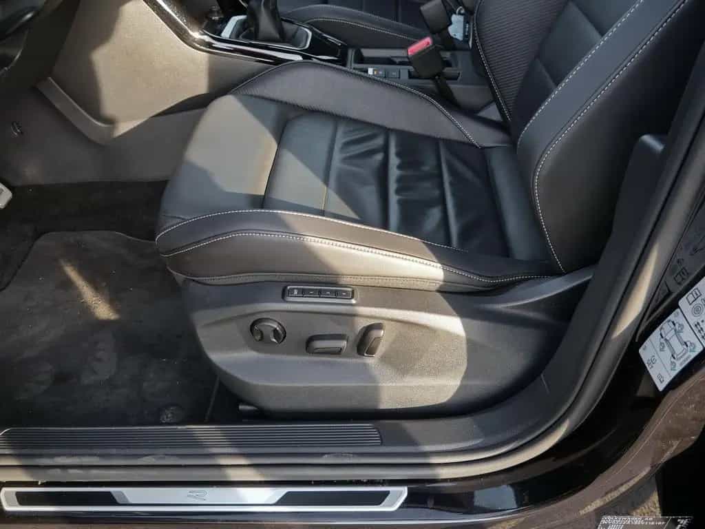 Volkswagen T-Roc R-Line TSI *Leder*Sportsitze*RFK*CarPlay* 04/2025-photo-20