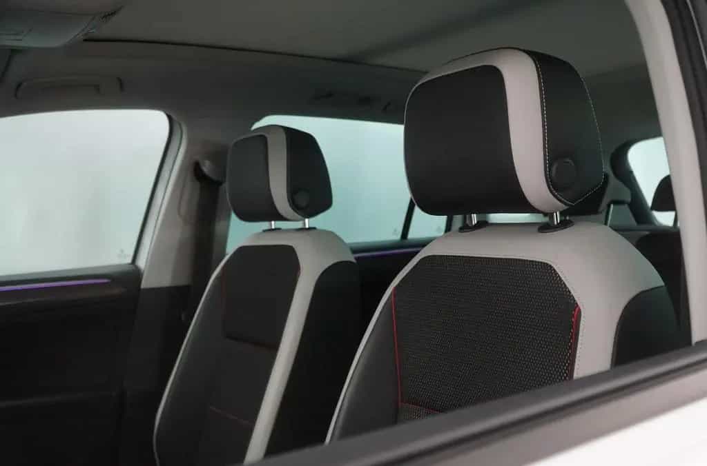 Volkswagen Tiguan Urban Sport Panorama/Matrix 10/2022-photo-19