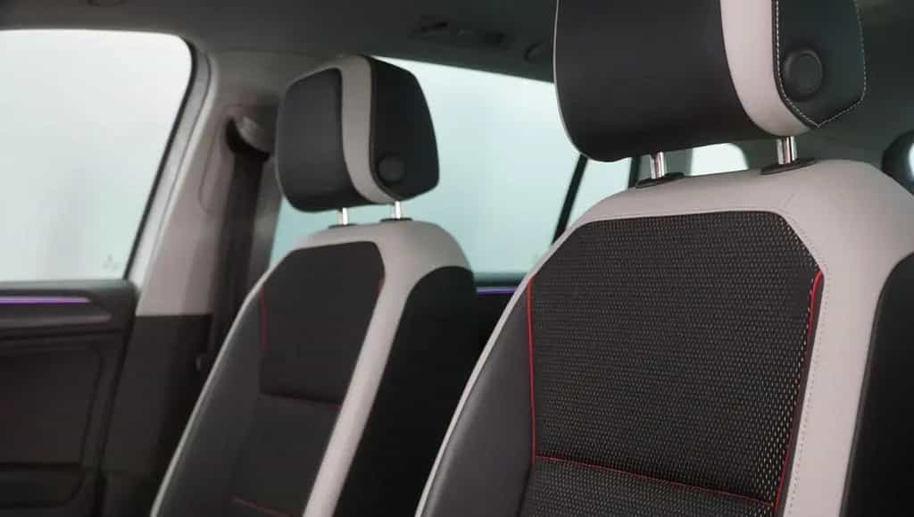 Volkswagen Tiguan Urban Sport Panorama/Matrix 10/2022-photo-21