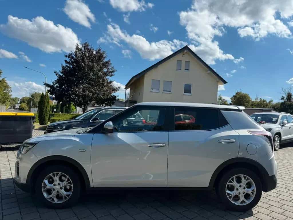 Ssangyong Tivoli 1.2 T-GDi 2WD NAVI SHZ KAMERA 02/2021-photo-3
